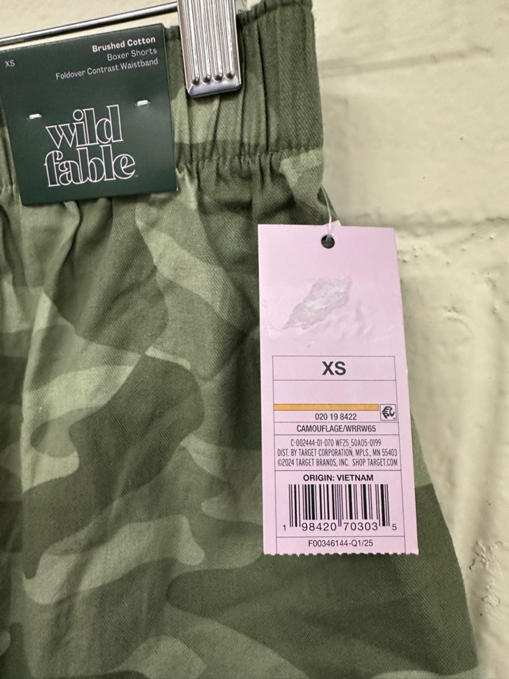 Women’s wild fable Green Camo Elastic Waist PJ Shorts - Picture 4 of 5